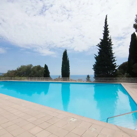 Apartment Abbaye De Roseland דירה